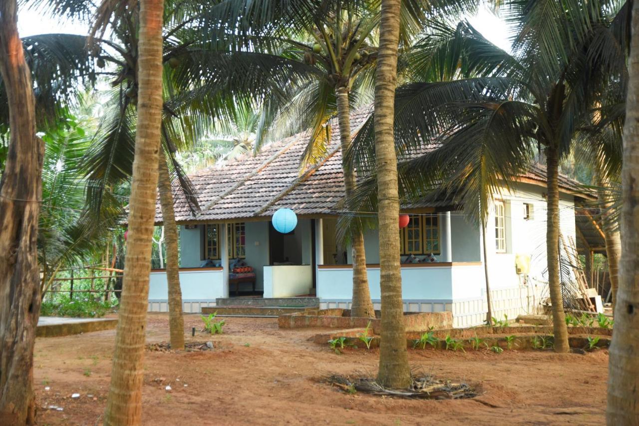 Hotel Om Star Beach Cottage Gokarna  Exterior foto